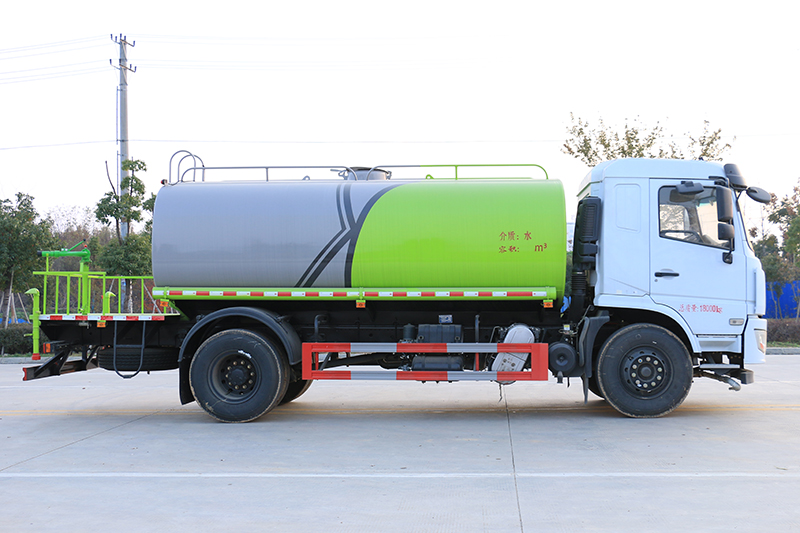 東風D3L 12噸灑水車