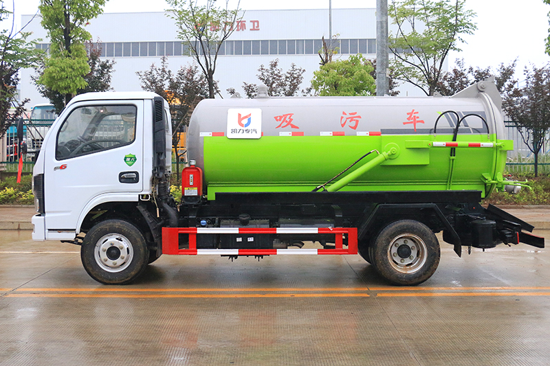 國(guó)六小福瑞卡 5方 吸污車(chē)