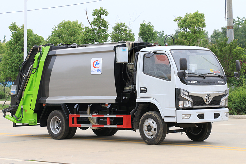 6立方東風(fēng)壓縮車(chē) 程力威4噸清運(yùn)車(chē)