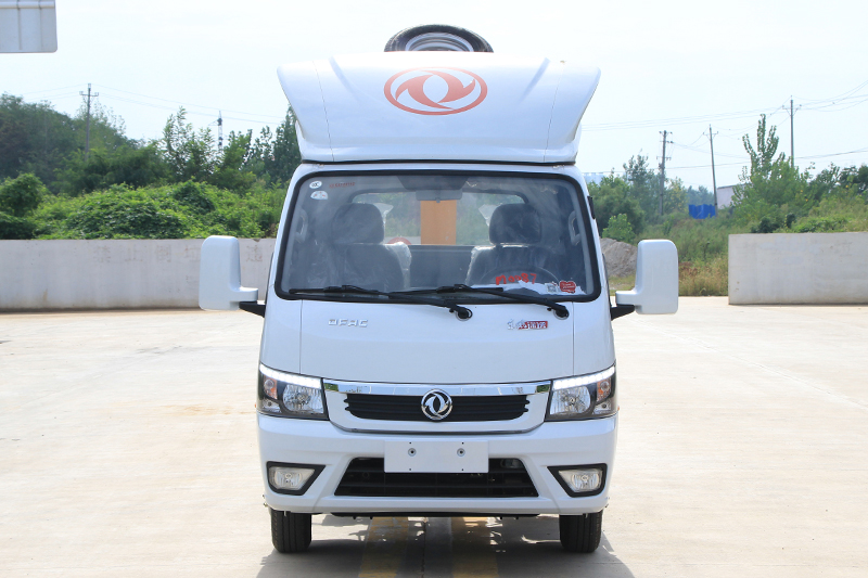 國(guó)六東風(fēng)途逸 藍(lán)牌 2-3方 勾臂垃圾車?