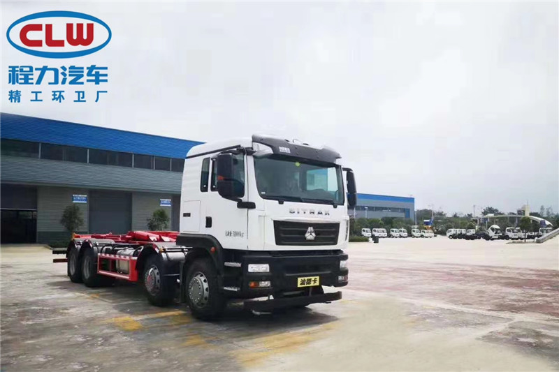 國六重汽前四后八30噸勾臂垃圾車