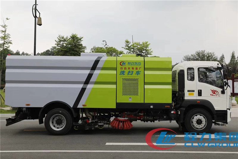 國(guó)六重汽豪沃16噸（9水/7塵）洗掃車