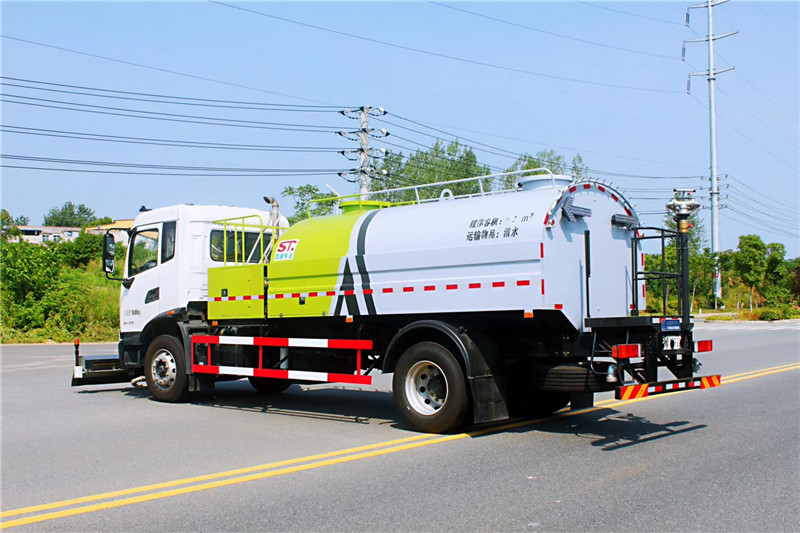 國六東風(fēng)天錦9方路面清洗車