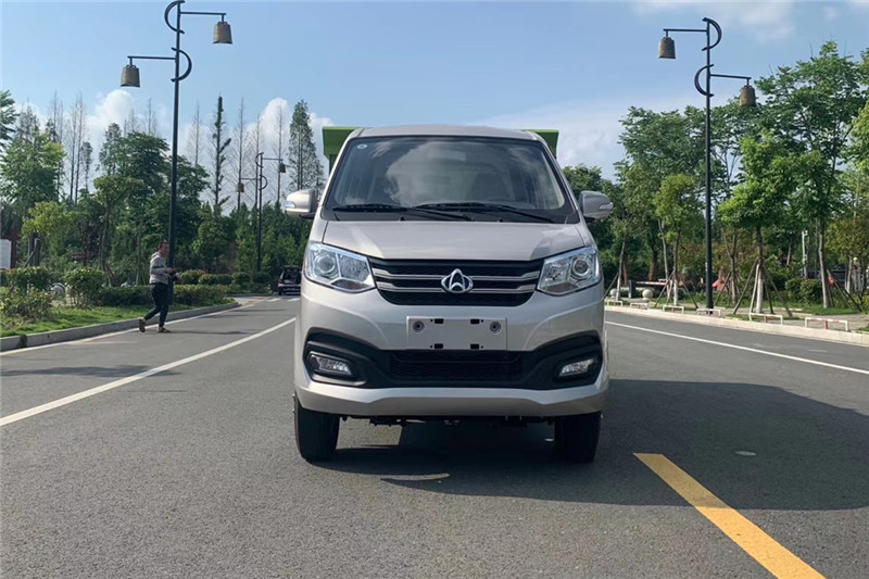 國(guó)六長(zhǎng)安3方無(wú)泄漏壓縮垃圾車