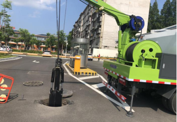 東風(fēng)高壓清淤車(chē)