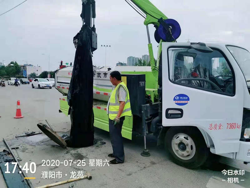 國六藍牌清淤車 抓斗車