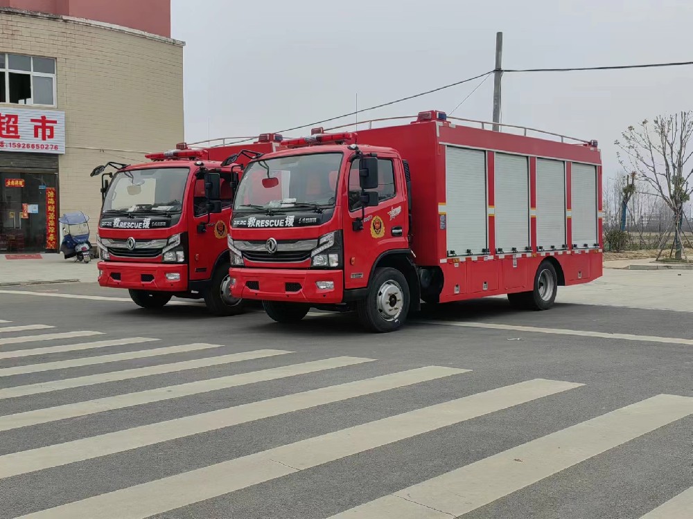 2臺(tái)機(jī)器人運(yùn)輸車發(fā)車