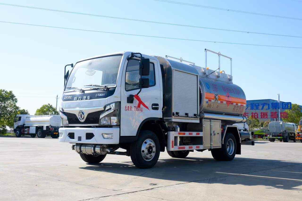 CL5121GJYL6型飛機(jī)加油車