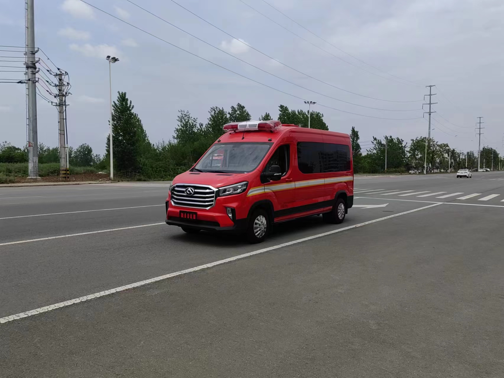 大通運(yùn)兵車(chē)14人