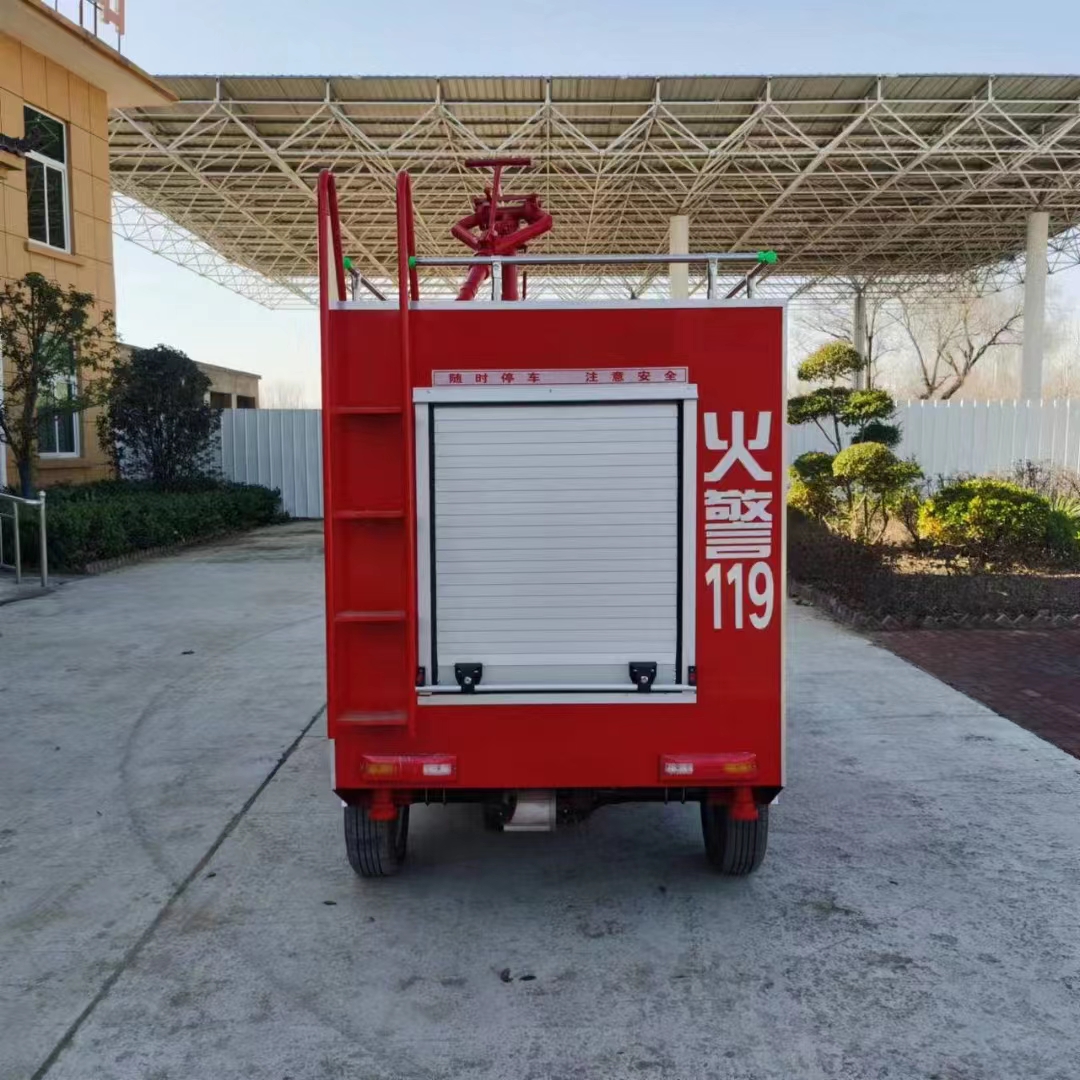 電動(dòng)四輪消防車