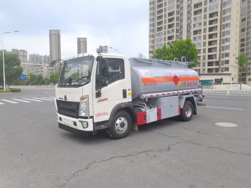 6方加油車